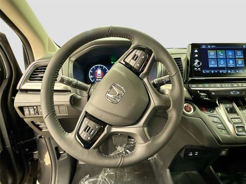New 2026 Honda Odyssey EX-L image 11