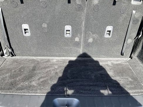 Used 2023 Nissan Pathfinder Platinum image 27