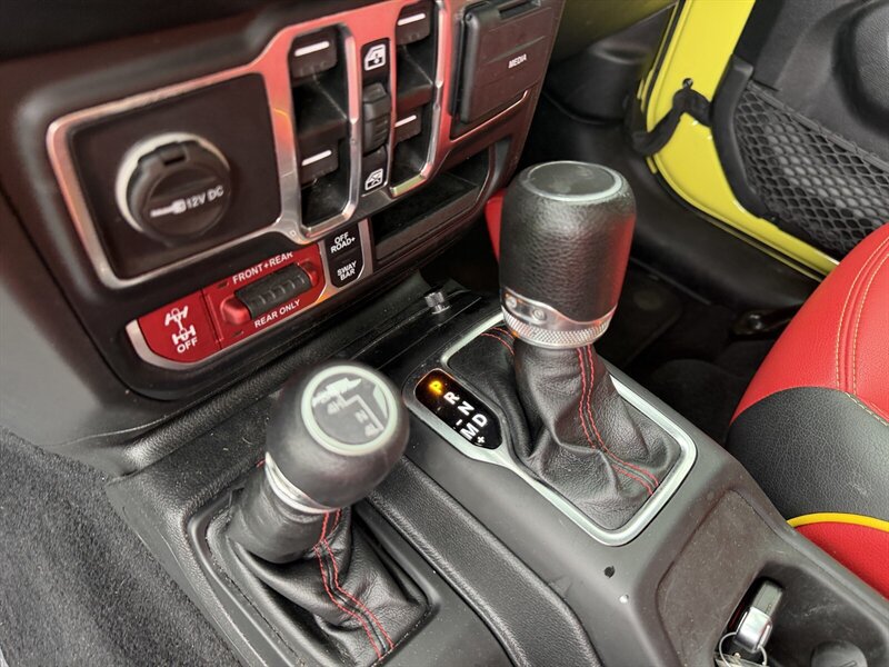 Used 2023 Jeep Wrangler Unlimited Rubicon w/ Safety Group AWD/4WD image 26