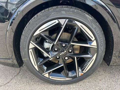 New 2026 Kia K4 GT-Line FWD image 9