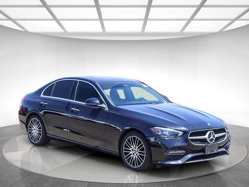 Used 2023 Mercedes-Benz C 300 Sedan w/ Exclusive Trim Package image 4