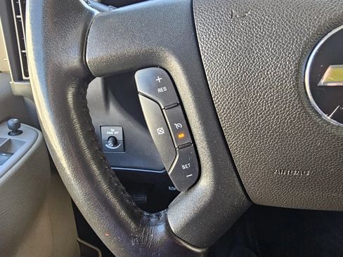 Used 2021 Chevrolet Express 3500 w/ Driver Convenience Package RWD image 23