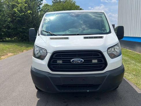 Used 2019 Ford Transit 150 130 Low Roof RWD image 2