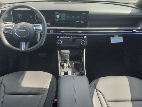 Used 2025 Hyundai Santa Cruz SEL FWD image 13
