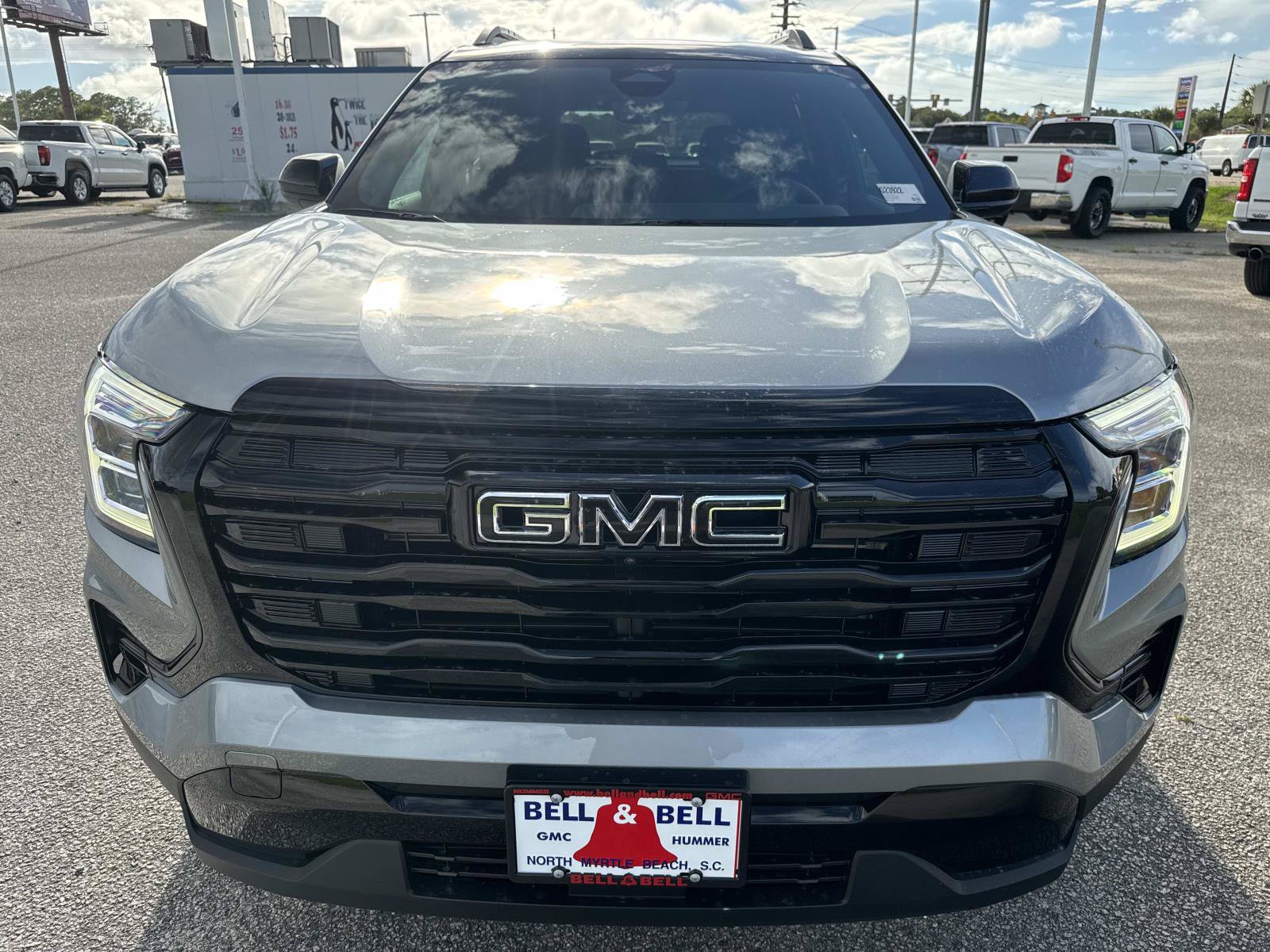 New 2027 GMC Terrain Elevation w/ Elevation Premium Package FWD image 8