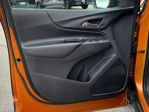 Used 2019 Chevrolet Equinox LT FWD image 18