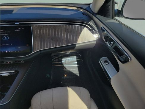 Used 2026 Mercedes-Benz E 350 Sedan image 8