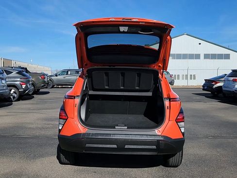 Certified 2025 Hyundai Kona SEL image 17