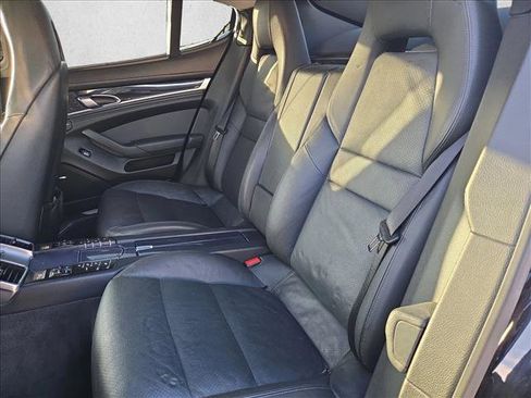 Used 2013 Porsche Panamera S w/ Comfort Plus Pkg image 20