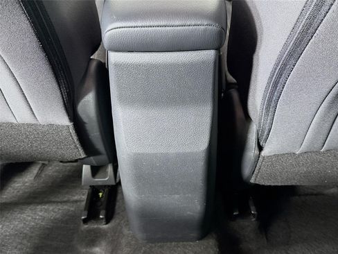 Certified 2025 Nissan Kicks SV AWD/4WD image 23