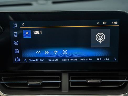 New 2026 Chevrolet Trax RS w/ Sunroof Package FWD image 21