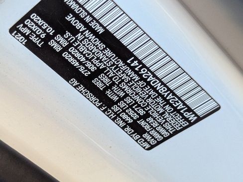 Certified 2022 Porsche Cayenne E-Hybrid image 39