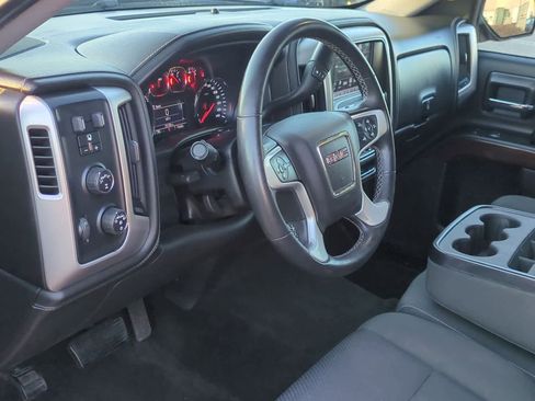 Used 2017 GMC Sierra 1500 SLE image 10