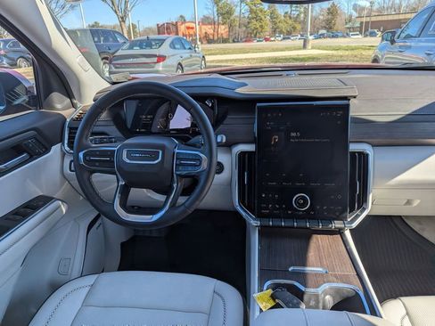 Used 2025 GMC Acadia Denali w/ LPO, Floor Liner Package image 11