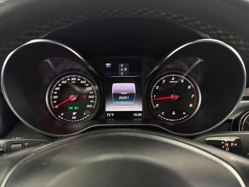 Used 2018 Mercedes-Benz GLC 300 4MATIC image 16