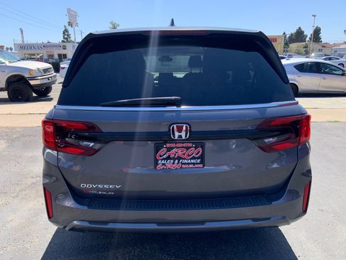 Used 2025 Honda Odyssey EX-L image 5