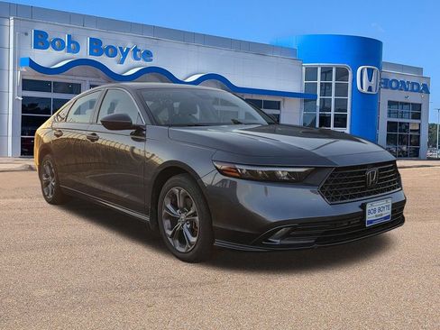 Used 2024 Honda Accord EX image 5