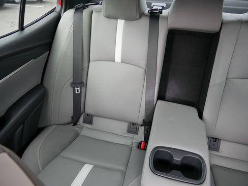 Certified 2025 Toyota Camry SE w/ Convenience Package image 12