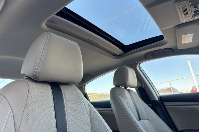 Used 2018 Honda Civic EX-L image 18