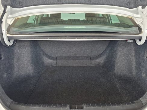 Used 2022 Honda Accord LX image 37