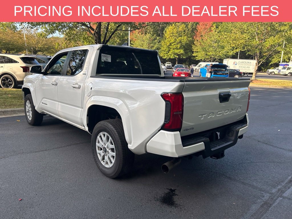 Used 2025 Toyota Tacoma SR5 AWD/4WD image 6