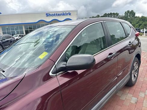 Used 2017 Honda CR-V LX image 5
