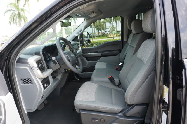 Used 2025 Ford F250 XLT w/ FX4 Off-Road Package AWD/4WD image 14