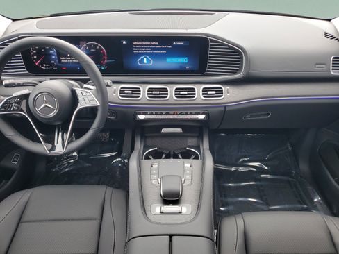 Certified 2026 Mercedes-Benz GLS 450 4MATIC image 16
