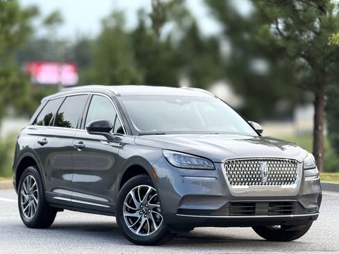 Used 2022 Lincoln Corsair FWD image 12