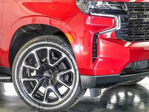 Certified 2024 Chevrolet Tahoe RST w/ Luxury Package AWD/4WD image 4