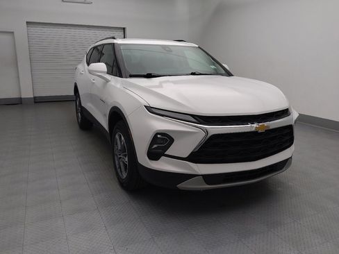 Used 2024 Chevrolet Blazer LT w/ Convenience Package FWD image 14