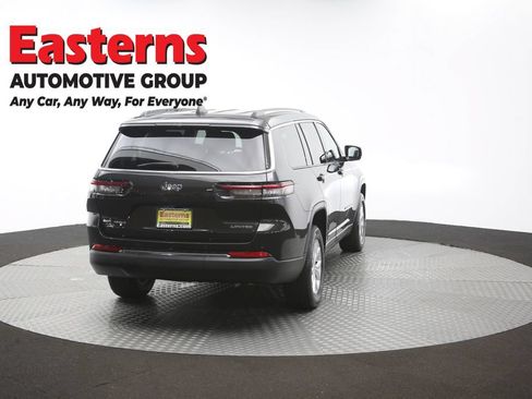 Used 2023 Jeep Grand Cherokee L Limited AWD/4WD image 43