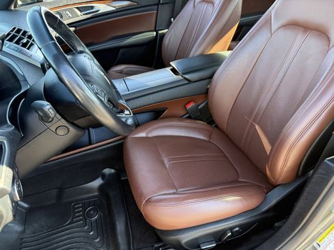 Used 2020 Lincoln MKZ Reserve w/ Elements Package image 21