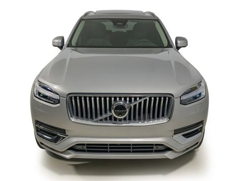 Used 2024 Volvo XC90 B5 Plus image 10