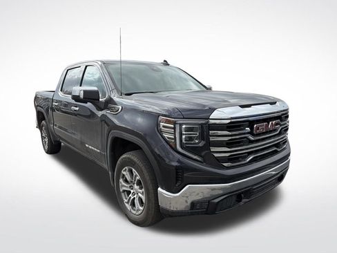 Used 2025 GMC Sierra 1500 SLT image 14