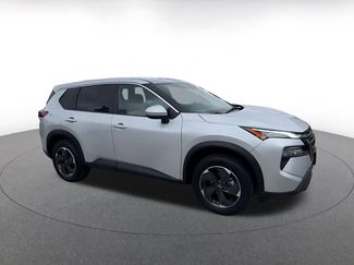 Used 2025 Nissan Rogue SV video 2