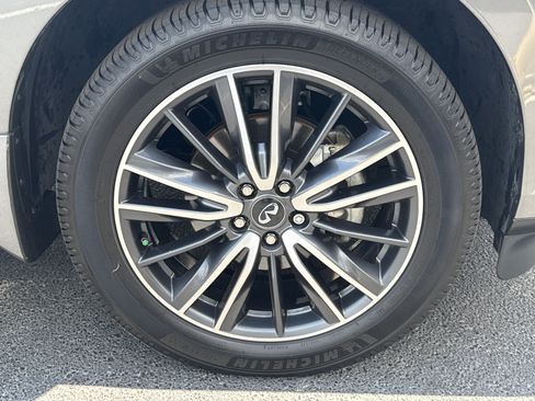 Used 2020 INFINITI QX60 Signature Edition FWD image 13
