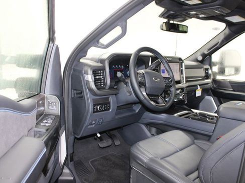 New 2026 Ford F250 Platinum image 28