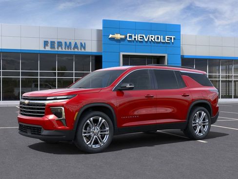 New 2025 Chevrolet Traverse LT w/ Enhanced Driving Package AWD/4WD image 2