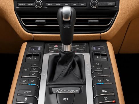 Used 2020 Porsche Macan S AWD/4WD image 54