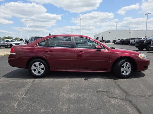 Used 2009 Chevrolet Impala LT FWD image 12