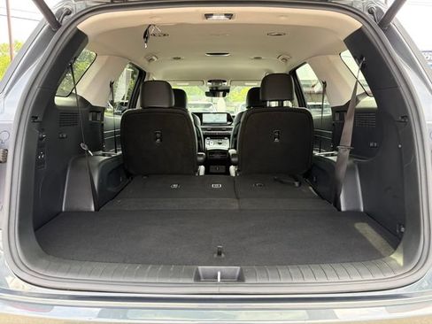 Used 2025 Hyundai Palisade SEL FWD image 23