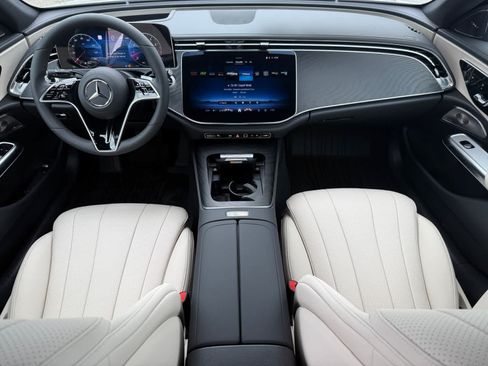 Used 2026 Mercedes-Benz E 350 4MATIC Sedan image 12