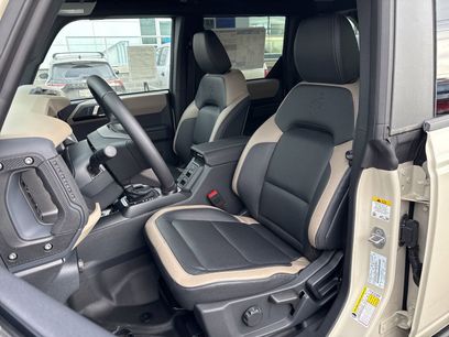 New 2025 Ford Bronco Big Bend w/ Black Diamond Package