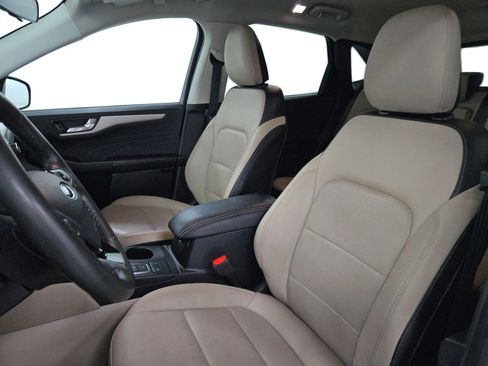 Used 2022 Ford Escape SEL w/ Technology Package image 19