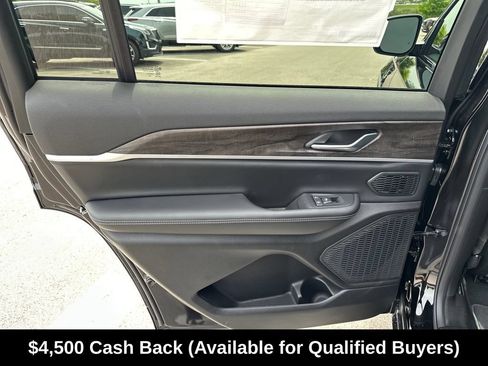 New 2026 Jeep Grand Cherokee L Limited AWD/4WD image 31