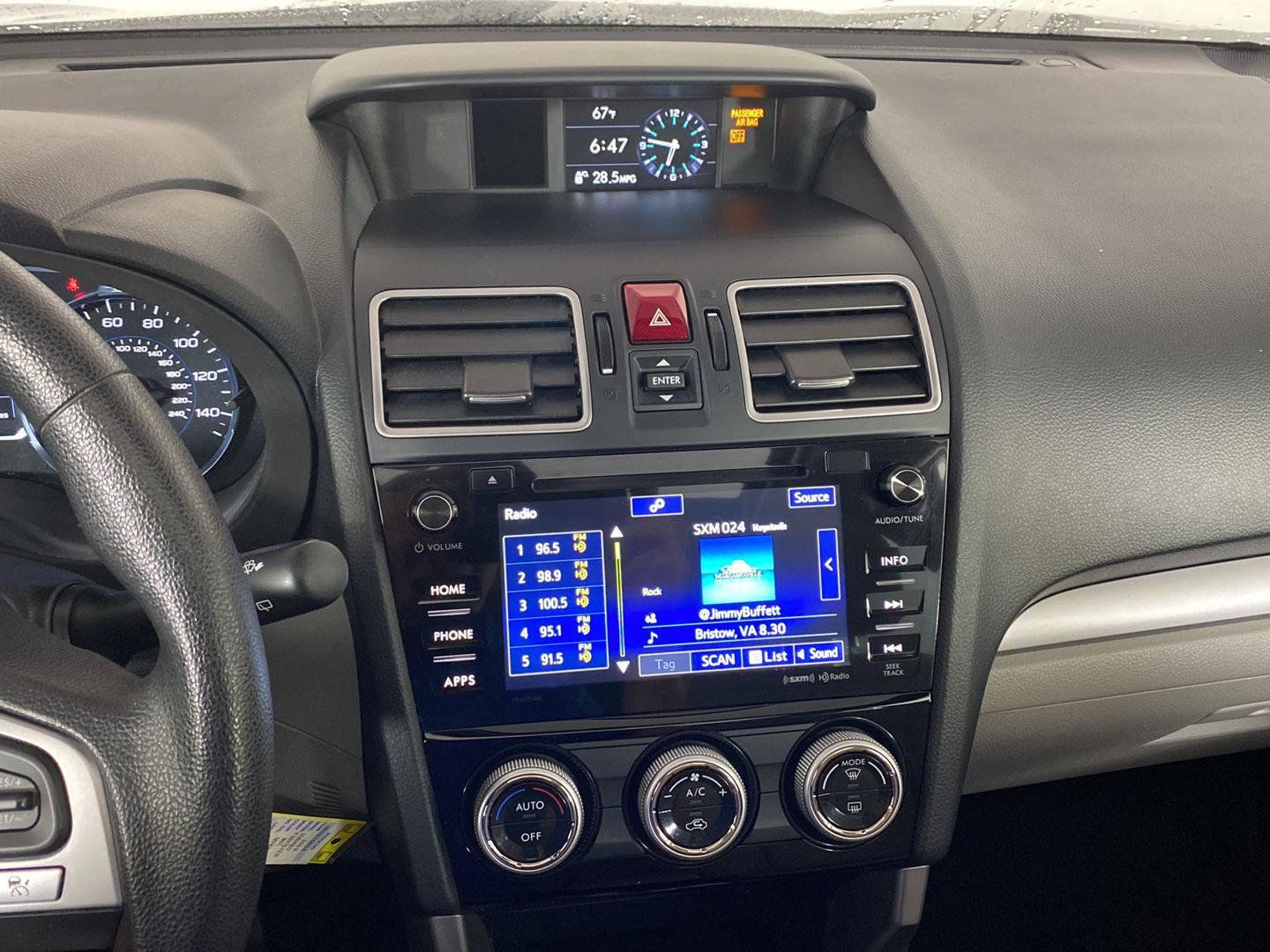 Used 2018 Subaru Forester 2.5i Premium AWD/4WD image 8