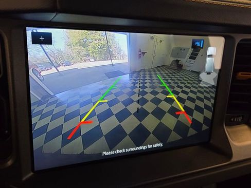 Used 2024 Ford Bronco Badlands image 21