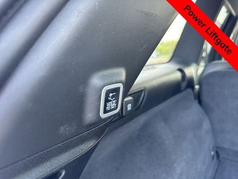 Used 2022 Jeep Grand Cherokee Overland w/ Luxury Tech Group IV AWD/4WD image 20