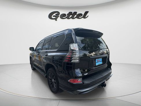 Used 2023 Lexus GX 460 Premium w/ Accessory Package AWD/4WD image 8